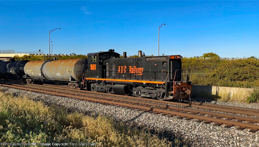 AB 1501 has early morning freight for Brittain Yard.